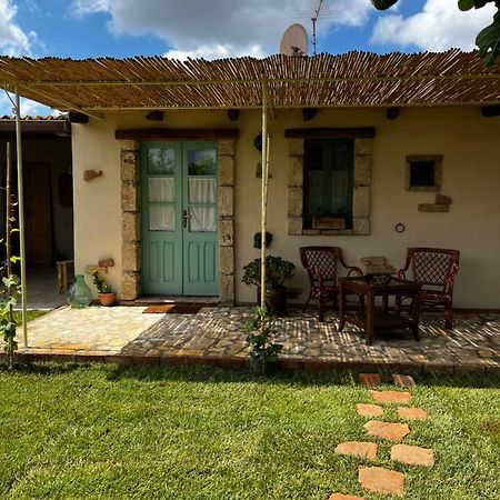 Graziosa Stanza Campidanese Su Segundu Guest House โอริสตาโน ภายนอก รูปภาพ