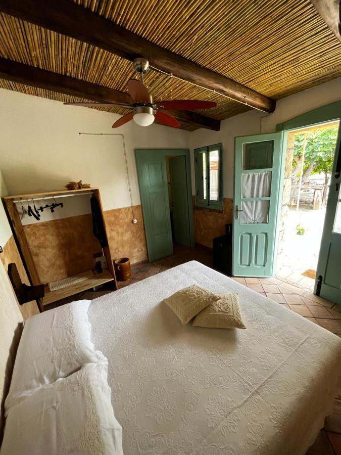 Graziosa Stanza Campidanese Su Segundu Guest House โอริสตาโน ภายนอก รูปภาพ
