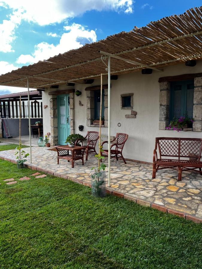 Graziosa Stanza Campidanese Su Segundu Guest House โอริสตาโน ภายนอก รูปภาพ