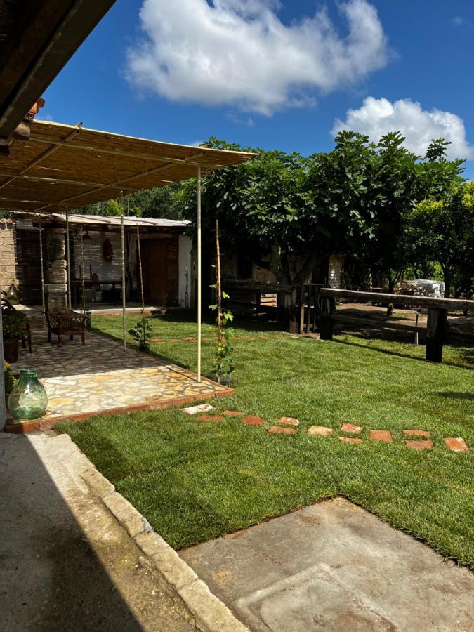 Graziosa Stanza Campidanese Su Segundu Guest House โอริสตาโน ภายนอก รูปภาพ